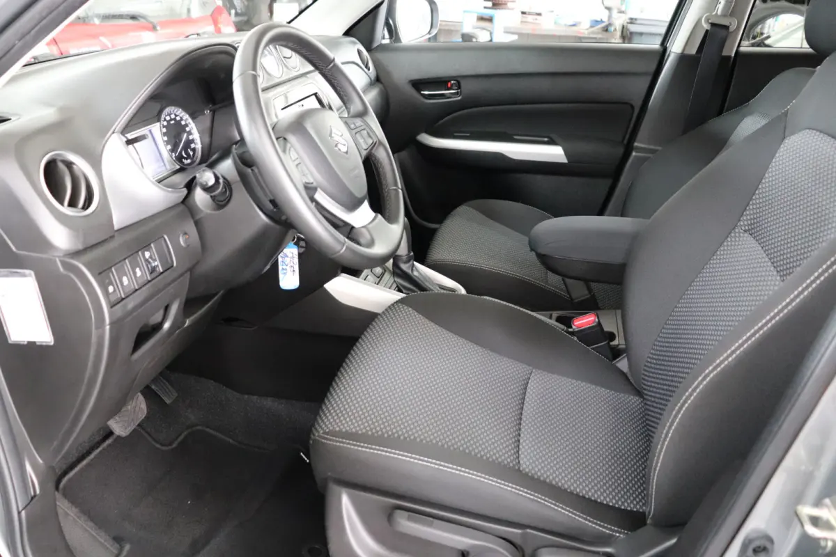 1.6 Exclusive Automaat. Eerste eigenaar, dealeronderhouden.
