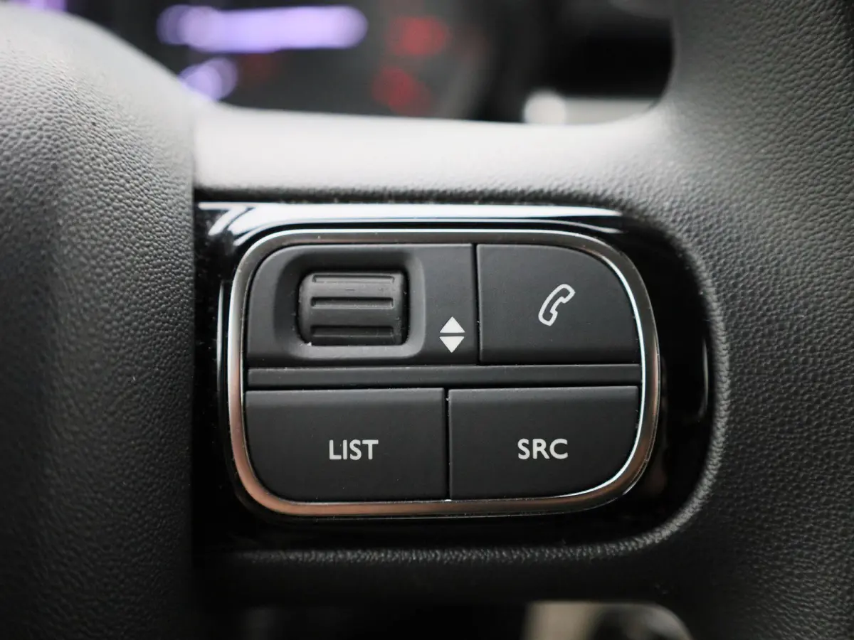 1.2 PureTech 82 S&S MAN Feel | WORDT VERWACHT | APPLE CARPLAY - ANDROID AUTO | NAVIGATIE | CLIMATE CONTROL | CRUISE CONTROL |