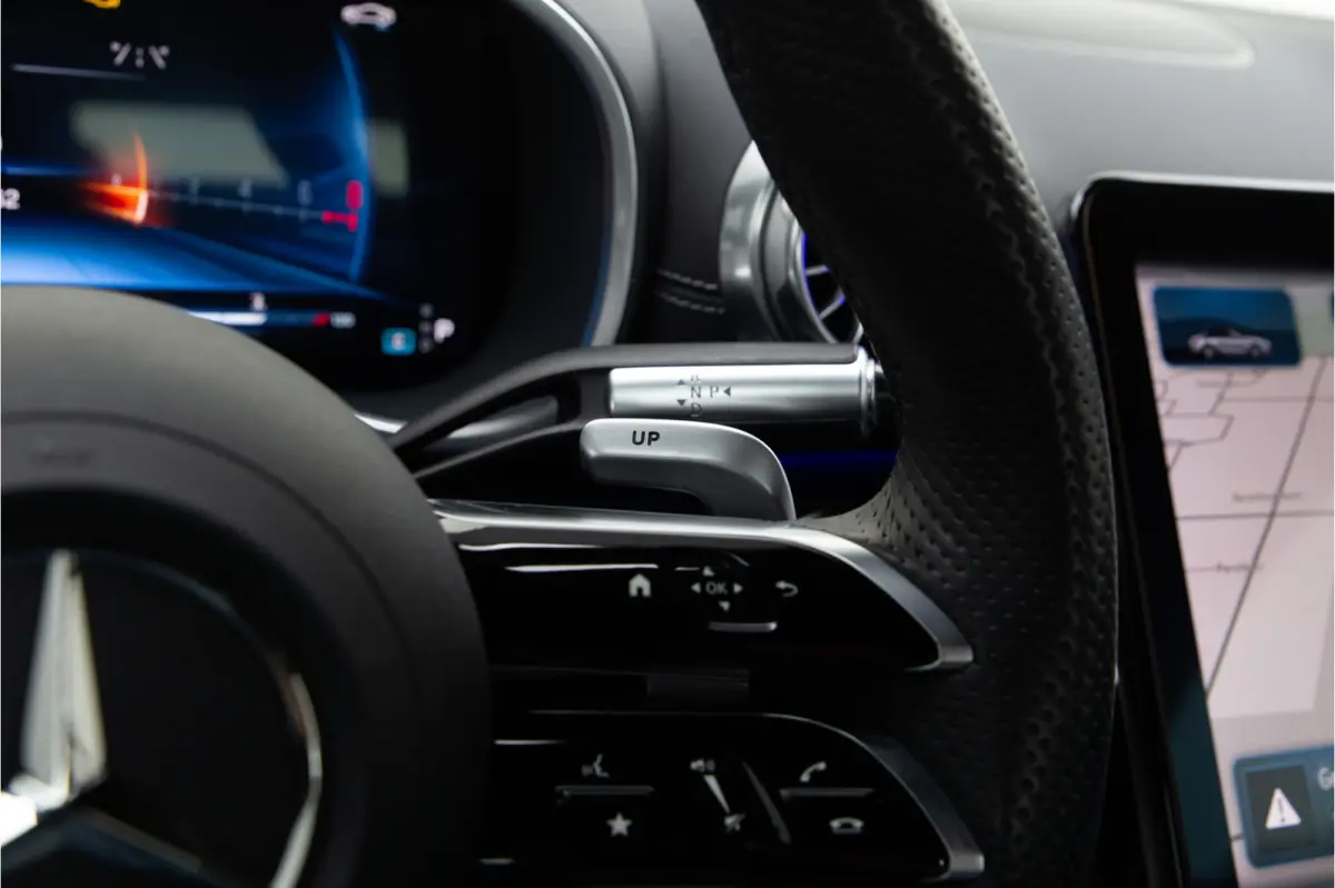 Roadster AMG 63 4MATIC+ Premium, Achterasbesturing, Burmester, MANUFAKTUR Alpin Grey 585pk 2022