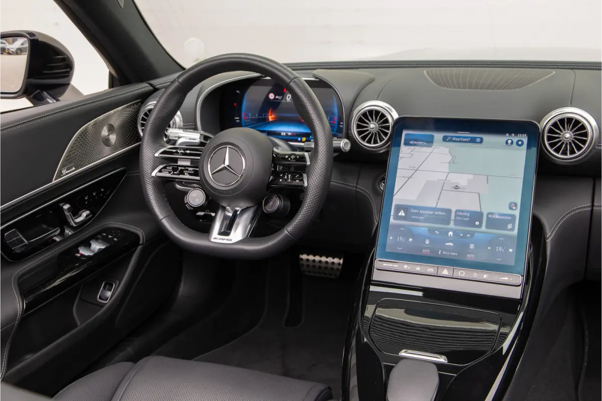 Roadster AMG 63 4MATIC+ Premium, Achterasbesturing, Burmester, MANUFAKTUR Alpin Grey 585pk 2022
