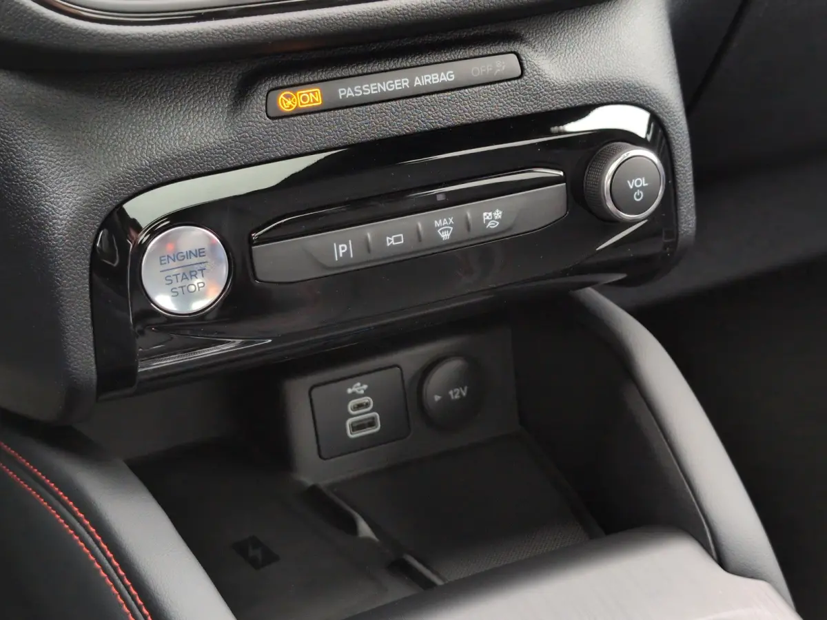 Plug-In Hybrid ST-Line X | Black pack | PANO | TREKHAAK | PREMIUM AUDIO | WINTER PAKKET | MATRIX LED | Adaptieve Cruisecontrolsysteem met Stop&Go-functie | Agate Black Metallic | BLACK PACKA
