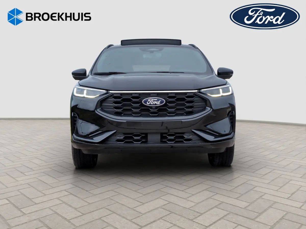 Plug-In Hybrid ST-Line X | Black pack | PANO | TREKHAAK | PREMIUM AUDIO | WINTER PAKKET | MATRIX LED | Adaptieve Cruisecontrolsysteem met Stop&Go-functie | Agate Black Metallic | BLACK PACKA