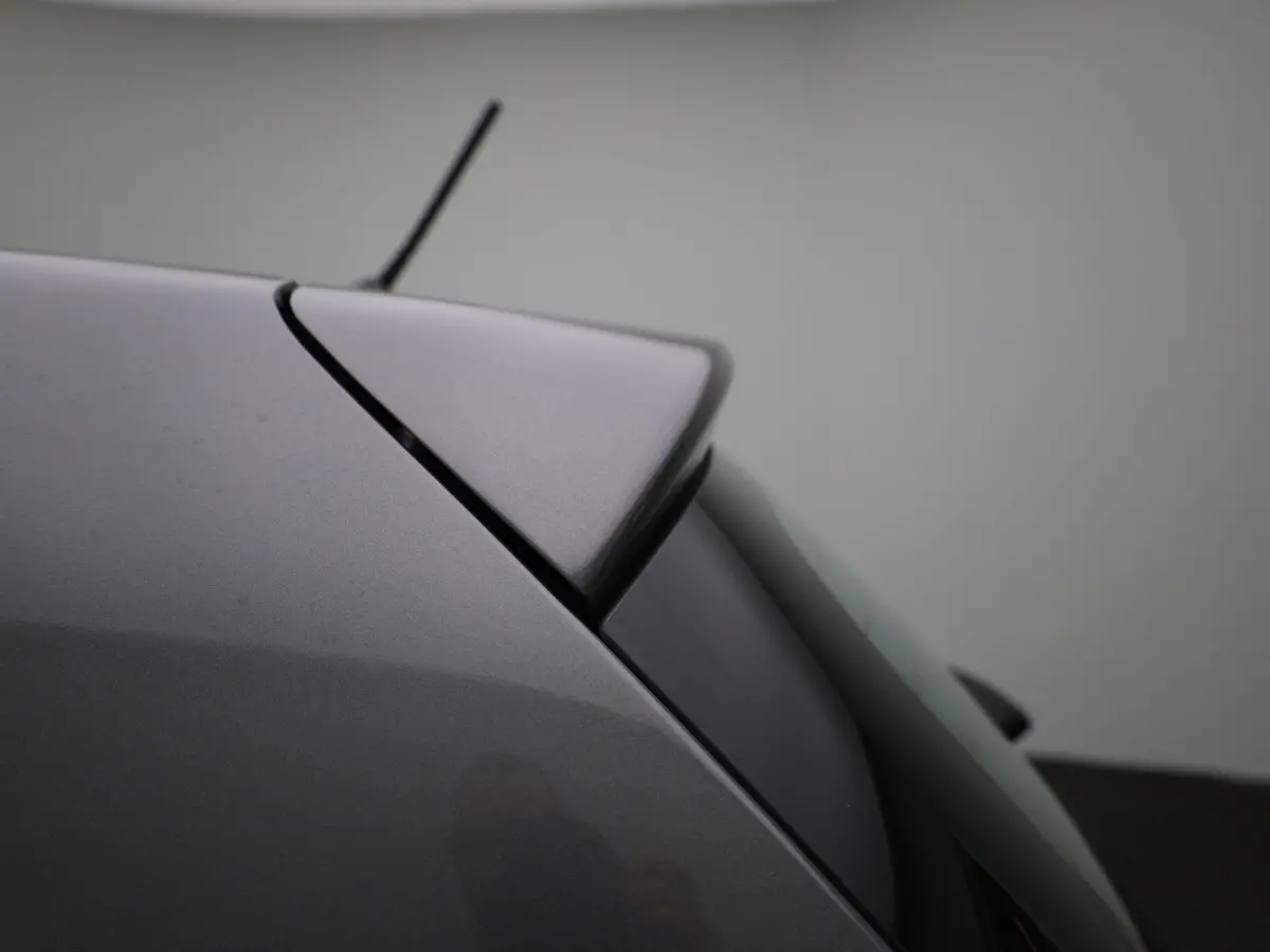 1.0 DPi ComfortLine | APPLE CARPLAY | AIRCO | BLUETOOTH | CRUISE CONTROL | MULTIFUNCTIONEEL STUURWIEL | 5-DEURS |