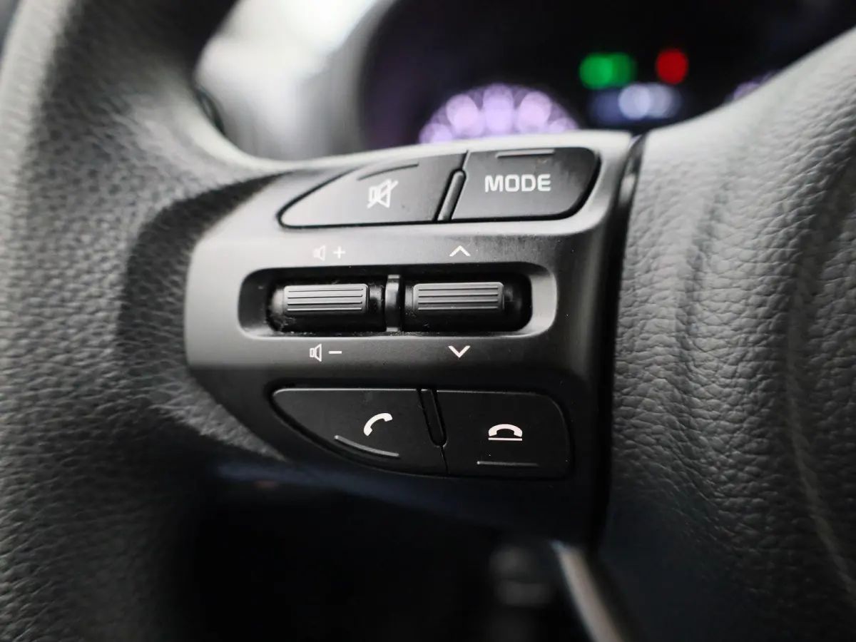 1.0 DPi ComfortLine | APPLE CARPLAY | AIRCO | BLUETOOTH | CRUISE CONTROL | MULTIFUNCTIONEEL STUURWIEL | 5-DEURS |