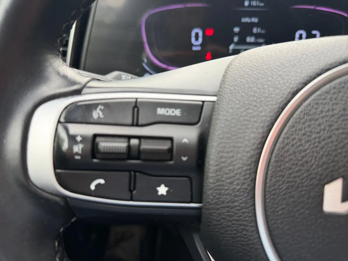1.6 T-GDi MHEV DynamicLine | Navigatie | Climate control | Parkeer camera achter | LM-Velgen