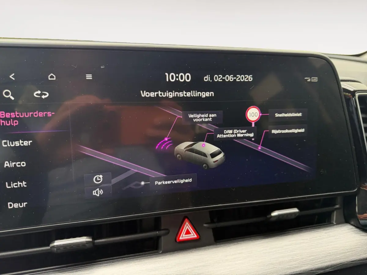 1.6 T-GDi MHEV DynamicLine | Navigatie | Climate control | Parkeer camera achter | LM-Velgen