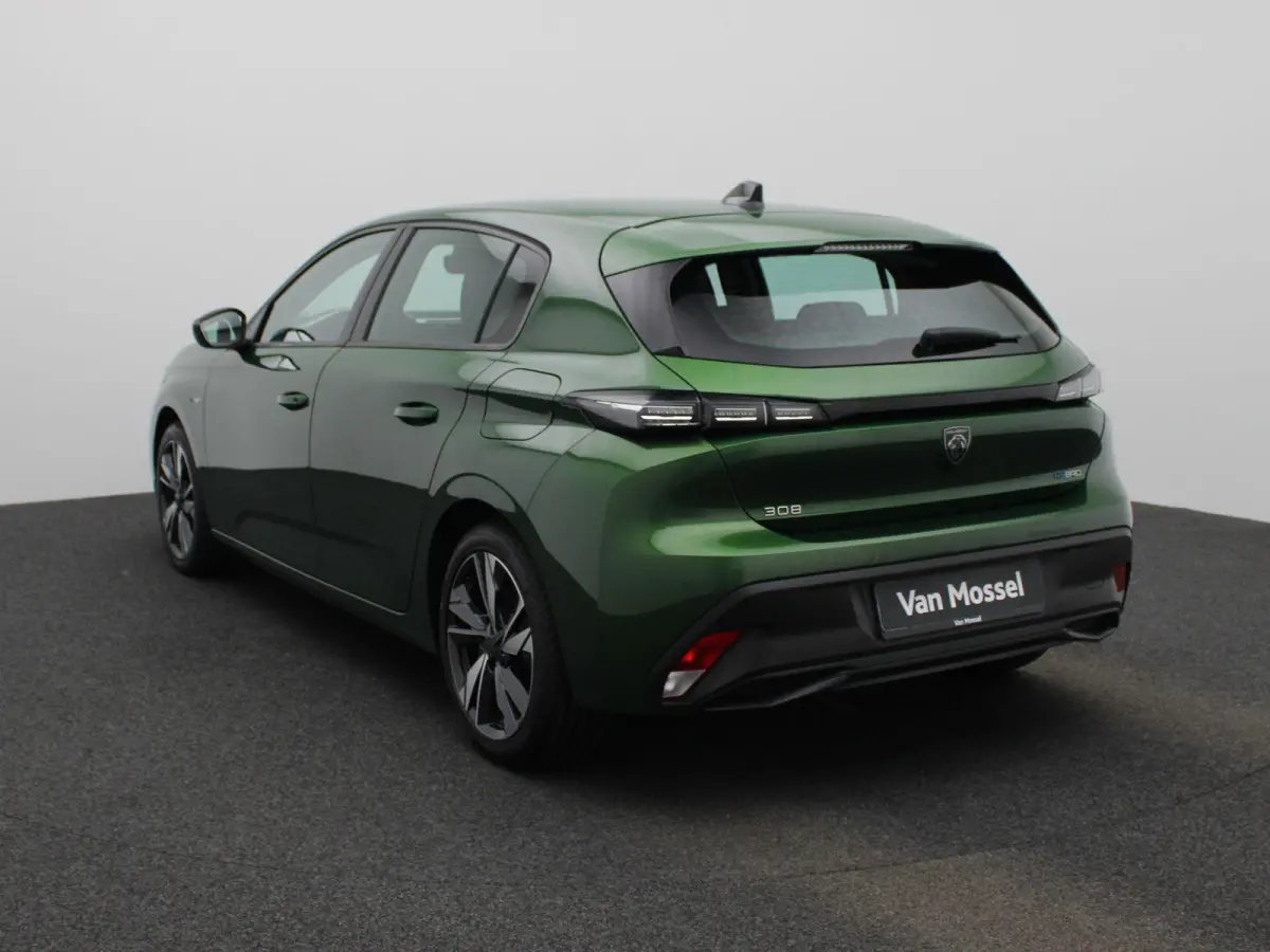 1.6 Plug-in Hybrid 180 Active Pack Business | NAVIGATIE | APPLE CARPLAY - ANDROID AUTO | CLIMATE CONTROL | CRUISE CONTROL | PARKEENSENSOREN ACHTER | LICHTMETALEN VELGEN | LED VERLICHTING | D