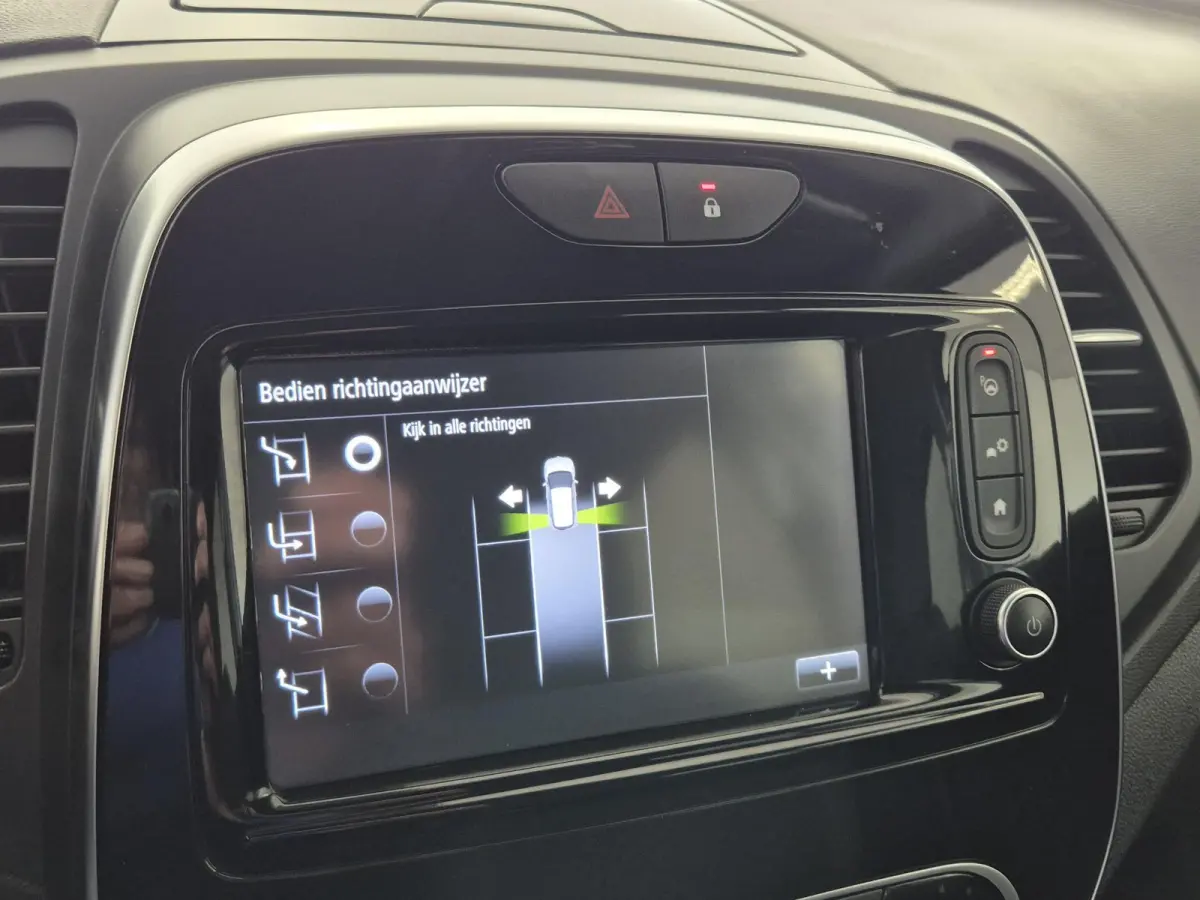 0.9 TCe Intens | Navigatie | Trekhaak | Climate Control | Licht metalen velgen | Parkeersensoren + Camera