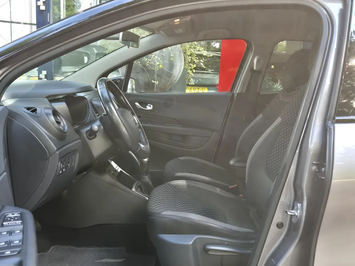 0.9 TCe Intens | Navigatie | Trekhaak | Climate Control | Licht metalen velgen | Parkeersensoren + Camera