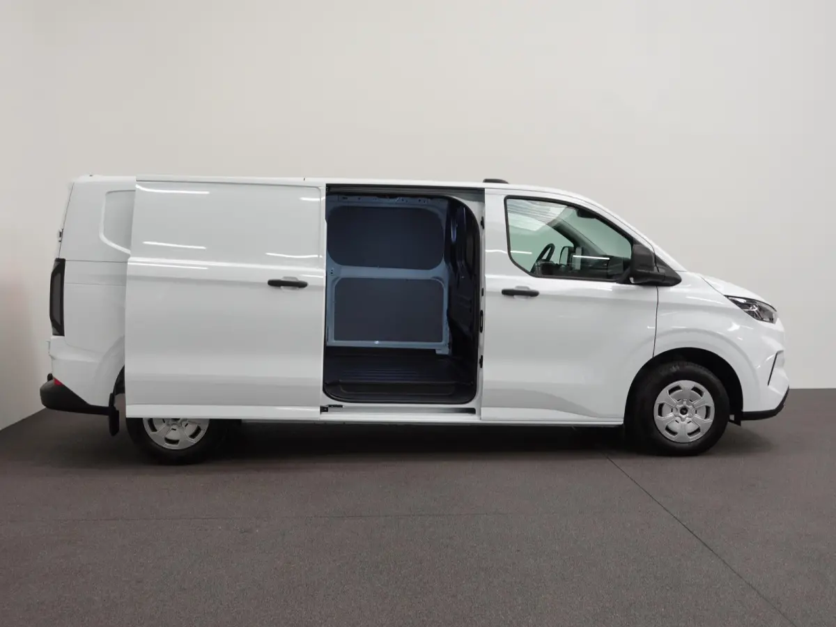 300 2.0 TDCI L2H1 Trend Nieuw Model Automaat Airco Cruise Navi PDC Camera Carplay
