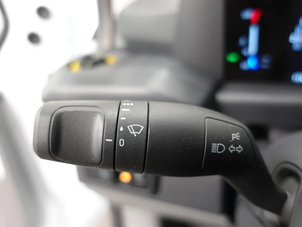 300 2.0 TDCI L2H1 Trend Nieuw Model Automaat Airco Cruise Navi PDC Camera Carplay