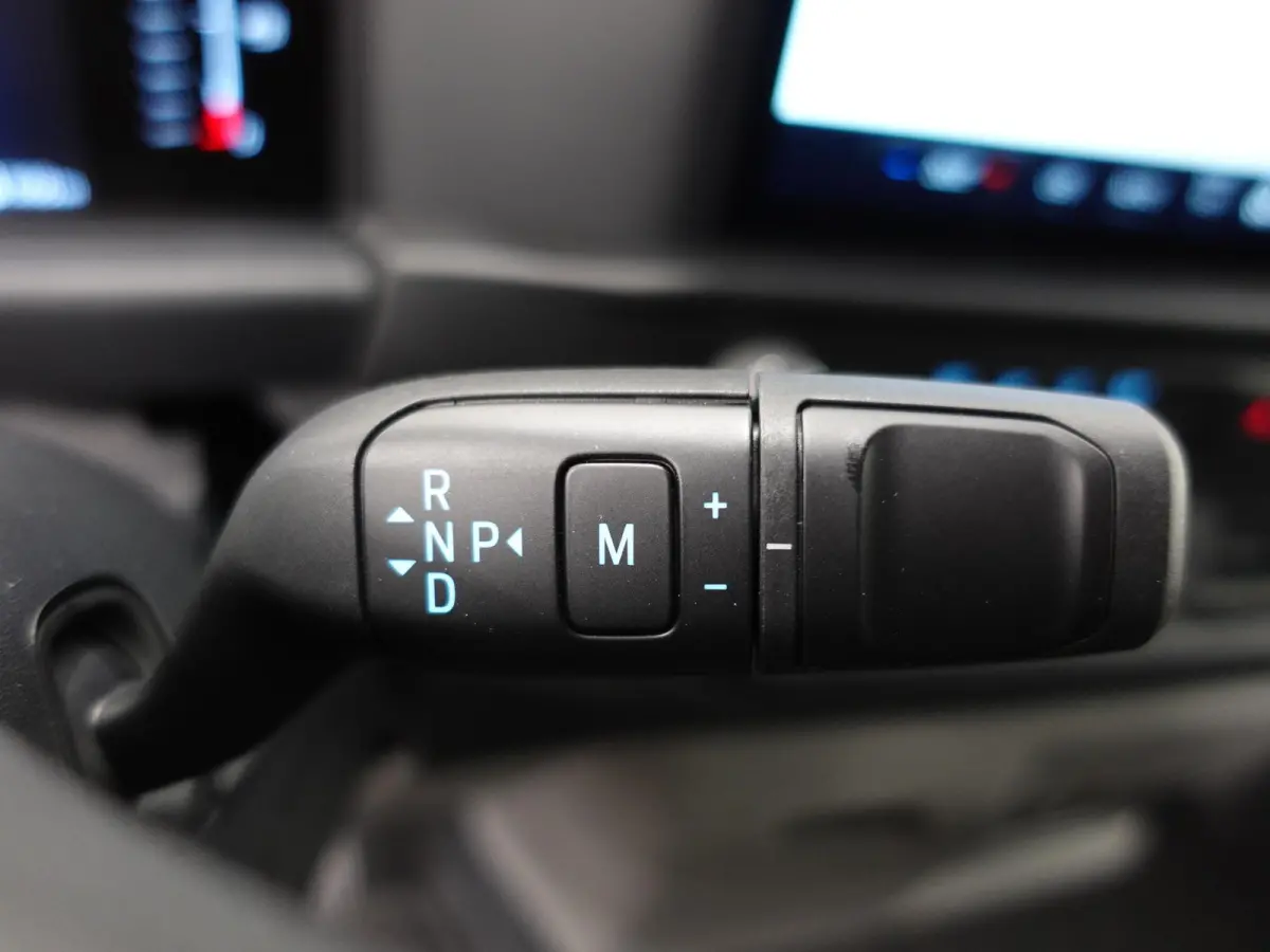 300 2.0 TDCI L2H1 Trend Nieuw Model Automaat Airco Cruise Navi PDC Camera Carplay