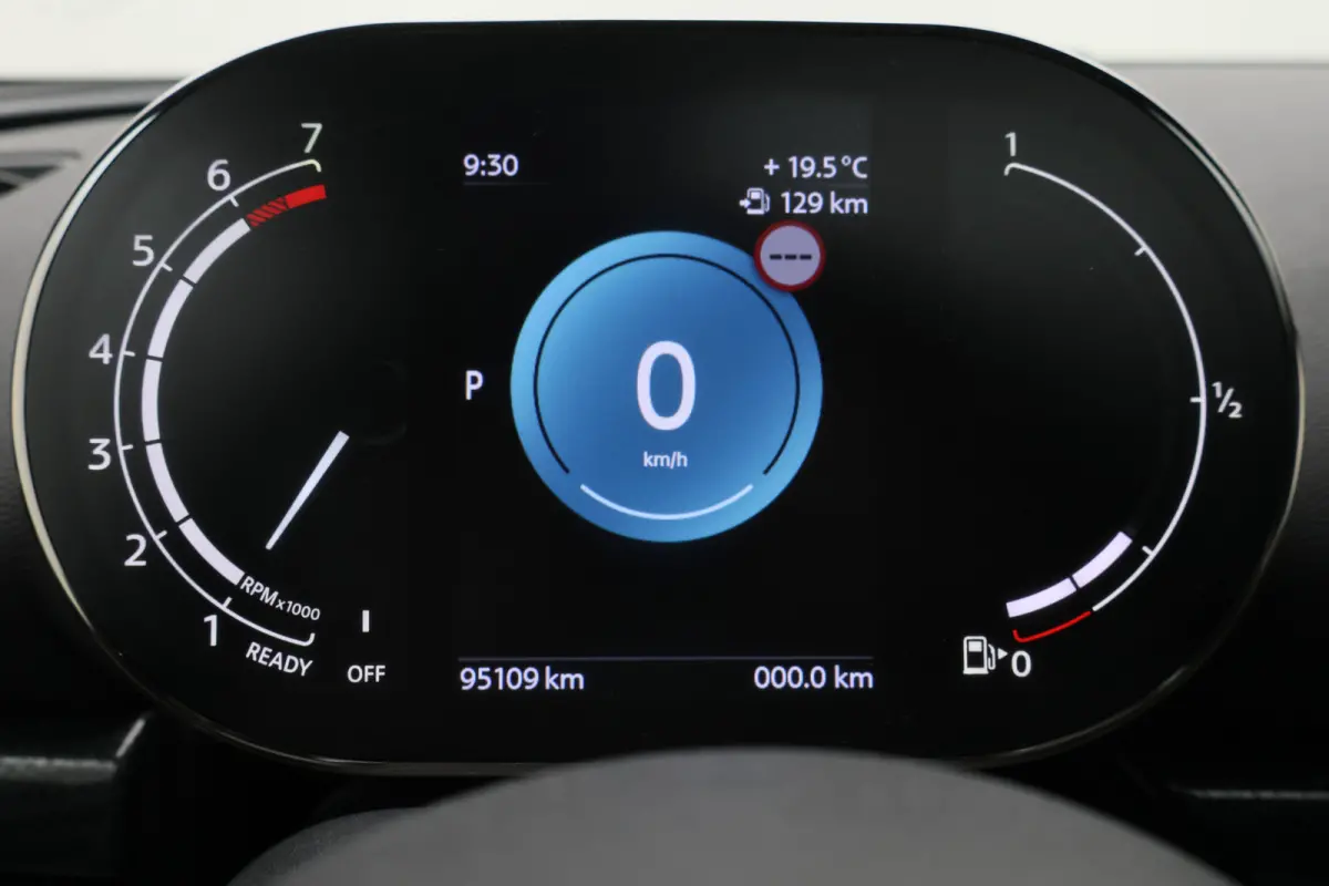 1.5 Cooper Automaat Knights Bridge Edition Leer, Panoramadak, Apple Carplay, Virtual Cockpit, LED, Cruise, Camera, 18''