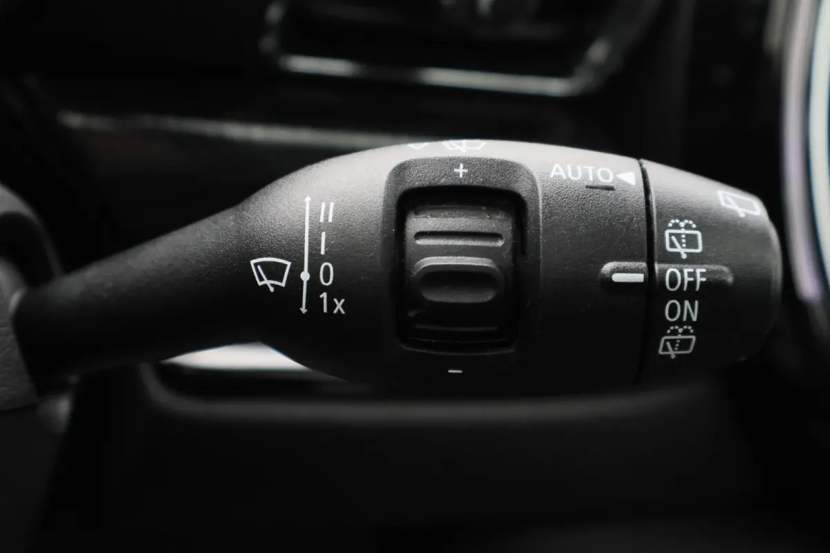 1.5 Cooper Automaat Knights Bridge Edition Leer, Panoramadak, Apple Carplay, Virtual Cockpit, LED, Cruise, Camera, 18''
