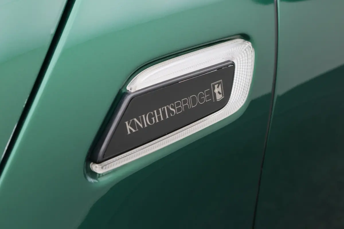 1.5 Cooper Automaat Knights Bridge Edition Leer, Panoramadak, Apple Carplay, Virtual Cockpit, LED, Cruise, Camera, 18''
