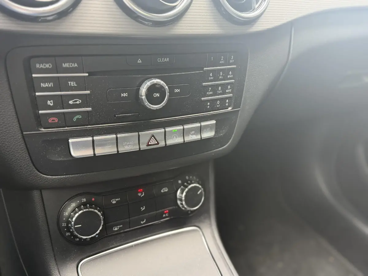 180 Ambition | WORDT VERWACHT | AUTOMAAT | NAVIGATIE | AIRCO | CRUISE CONTROL | LED |