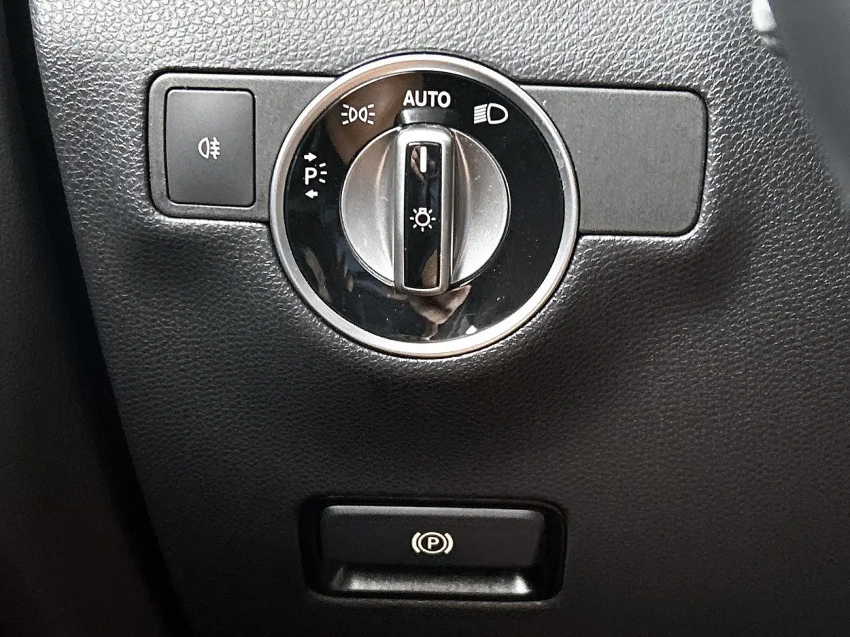180 Ambition | AUTOMAAT | NAVIGATIE | AIRCO | CRUISE CONTROL | LED | PARKEERSENSOREN |