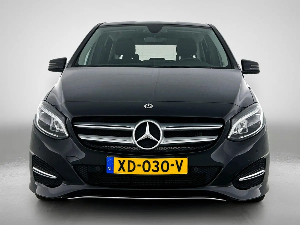 180 Ambition | AUTOMAAT | NAVIGATIE | AIRCO | CRUISE CONTROL | LED | PARKEERSENSOREN |