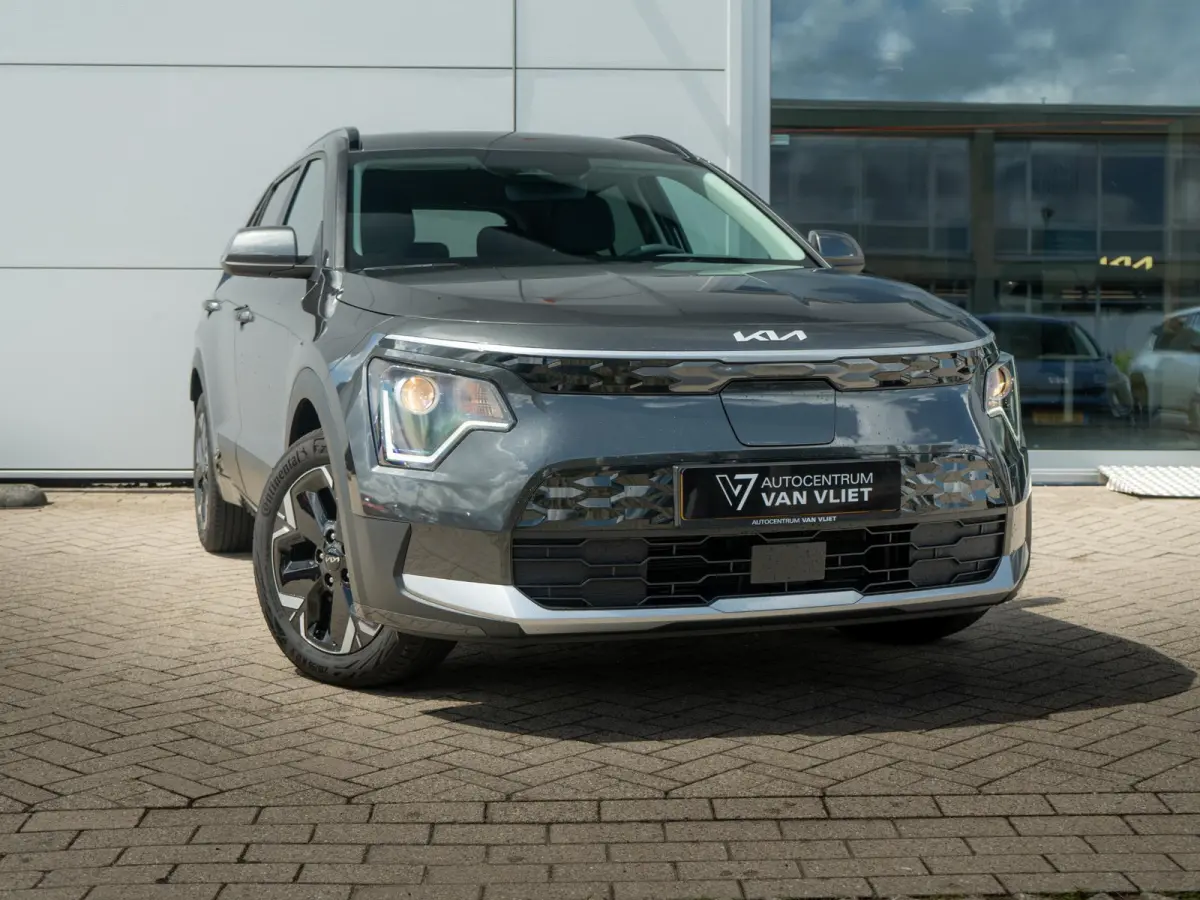 Limited Edition 64.8 kWh Stoel en stuurverwarming | Privacy Glass | Carplay | Navi | Clima | SOH 100% l