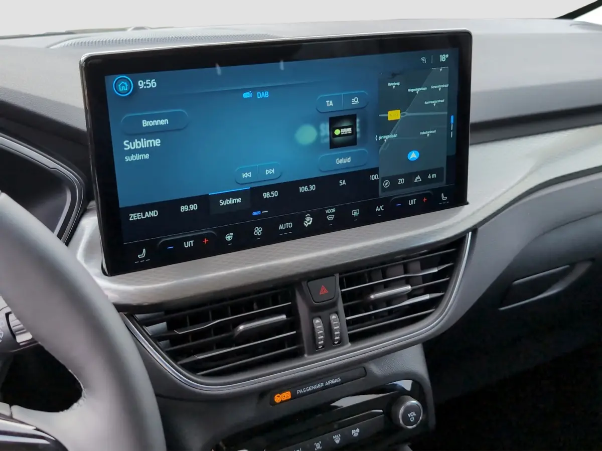 Plug-In Hybrid Titanium | TREKHAAK | WINTERPAKKET | ADAPTIEVE CRUISE CONTROL | DRAADLOZE CARPLAY | Achteruitrijcamera | Adaptieve Cruise Control | Agate Black Metallic