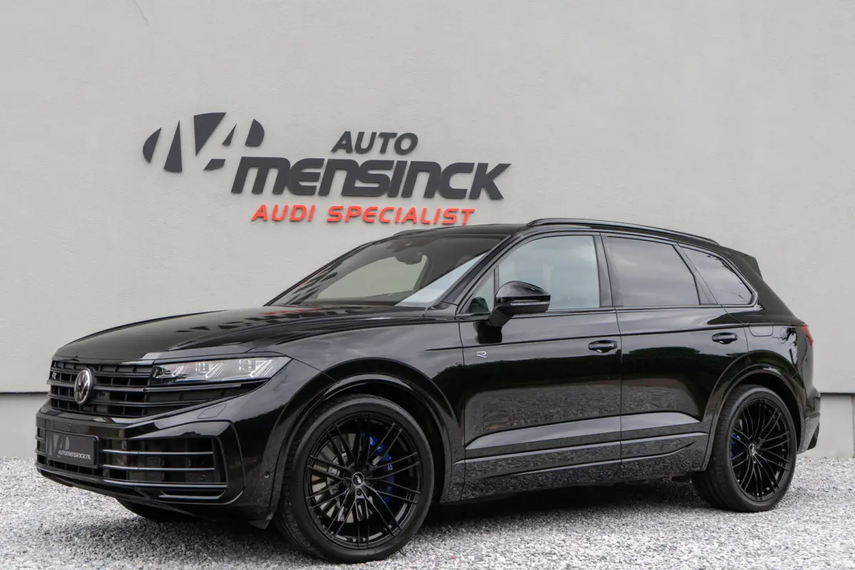 3.0 TSI eHybrid 4MOTION R / 5 Jaar Fabrieksgarantie/ Puglia/ Standkachel/ Luchtvering/ Adaptive Cruise Control/ Panoramadak/ 340kW (461PK)