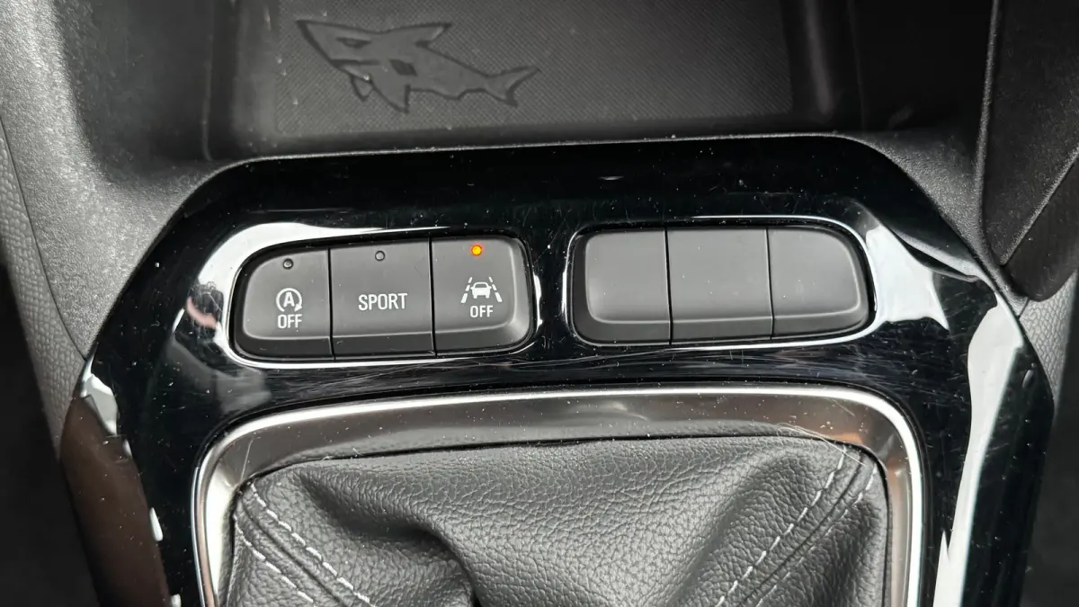 1.2 TURBO 100PK GS-LINE / NAVI / AIRCO / LED / 16" LMV / BLUETOOTH / CRUISECONTROL !!