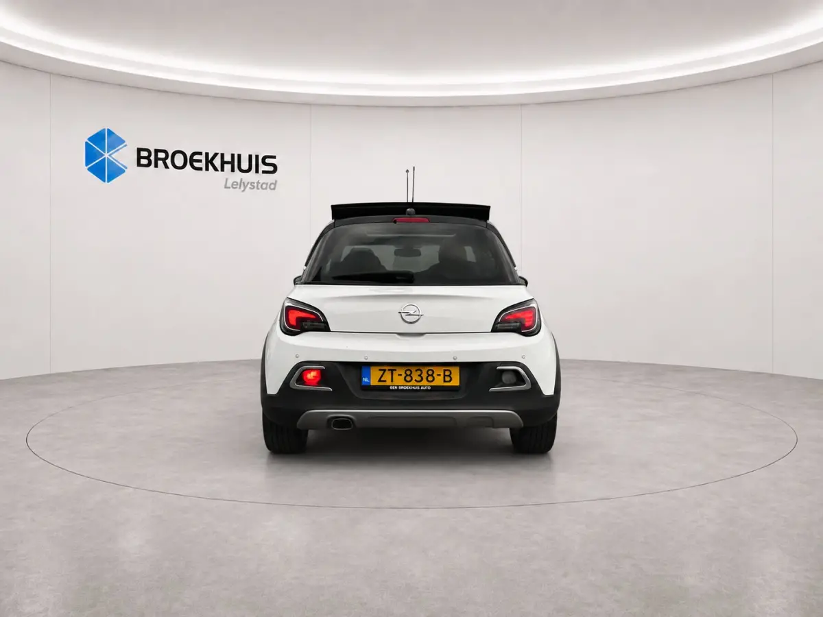 Rocks 1.0 TURBO 90PK BLITZ / NAVI / LEDER / CLIMA LED / PDC / 17" LMV / APPLE CARPLAY / ANDROID AUTO / BLUETOOTH / CRUISECONTROL !!