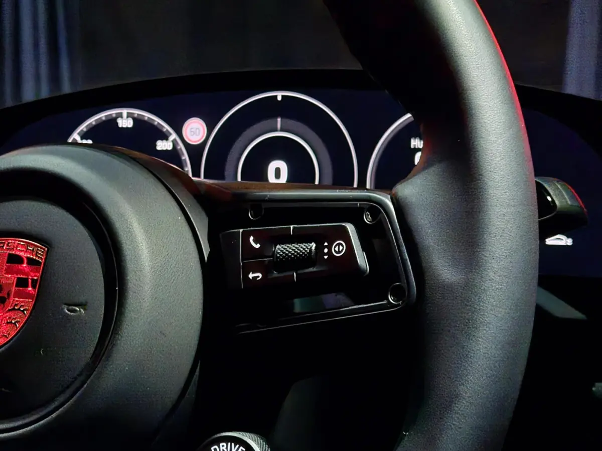 93kWh Performance Plus |PASM|FABRIEKSG.|5-ZITS|21"
