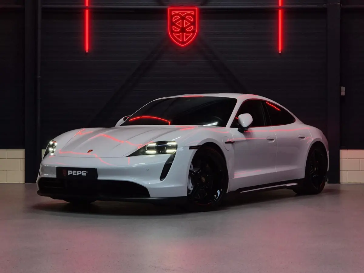 93kWh Performance Plus |PASM|FABRIEKSG.|5-ZITS|21"