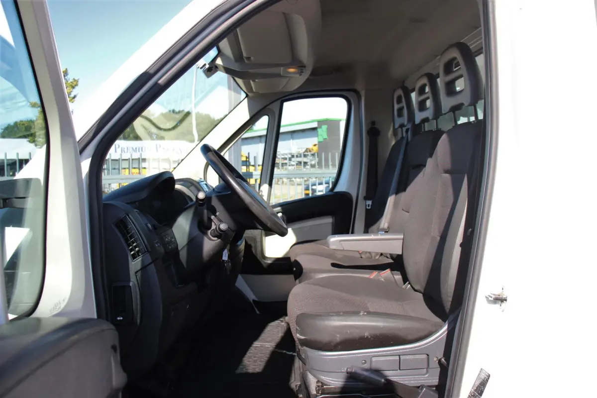 2.0 HDI 130 pk L4 Kipper Airco, Navi Cruise Control, LxBxH 300x200x40 cm