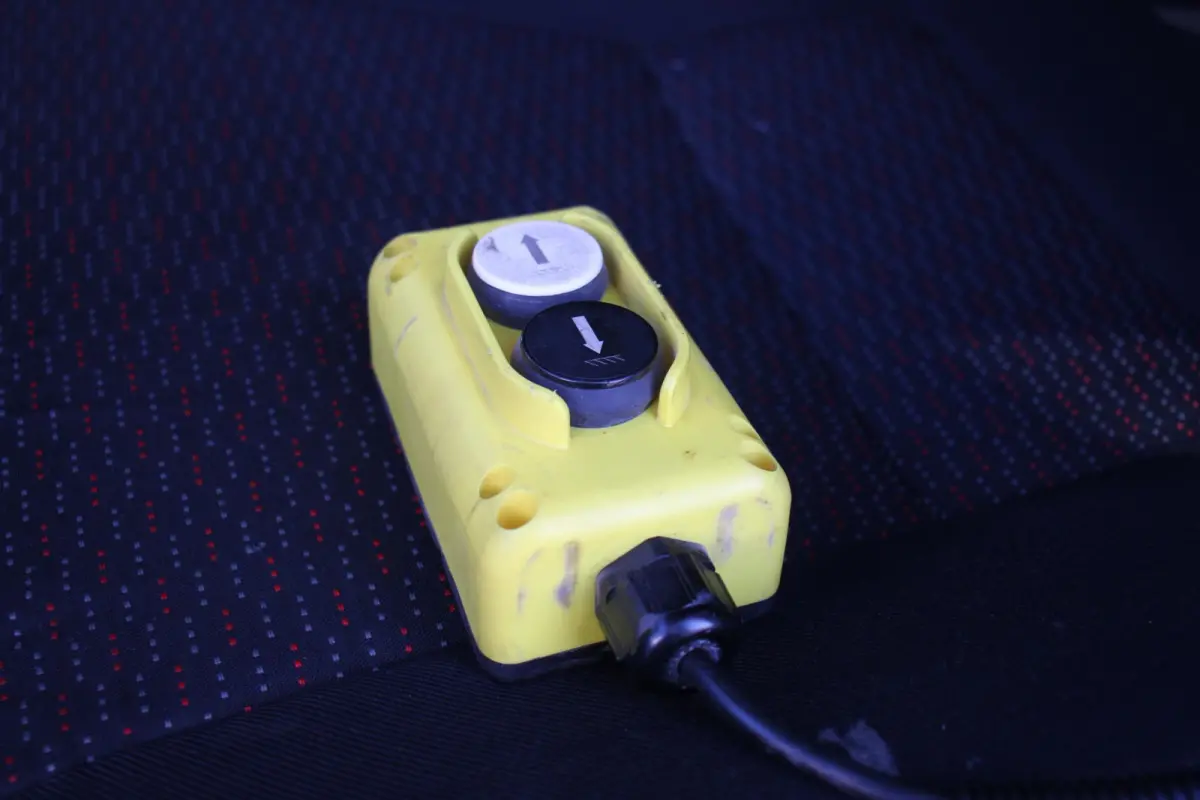 2.0 HDI 130 pk L4 Kipper Airco, Navi Cruise Control, LxBxH 300x200x40 cm