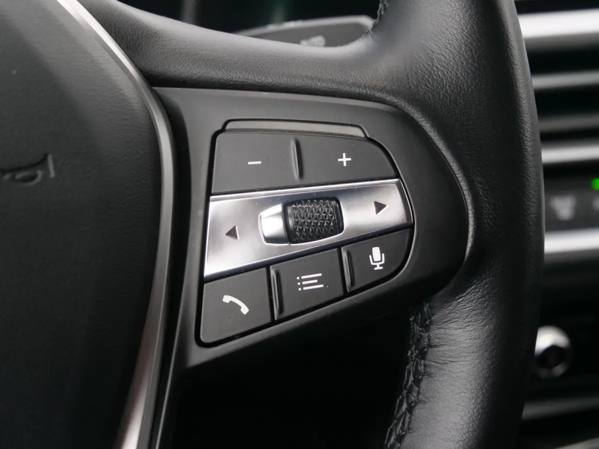 330e High Executive 292Pk Automaat Apple Carplay / Adaptive Cruise / Head-up Display