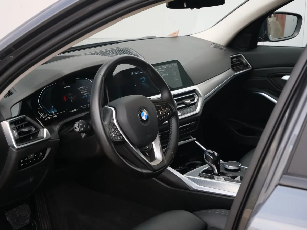 330e High Executive 292Pk Automaat Apple Carplay / Adaptive Cruise / Head-up Display