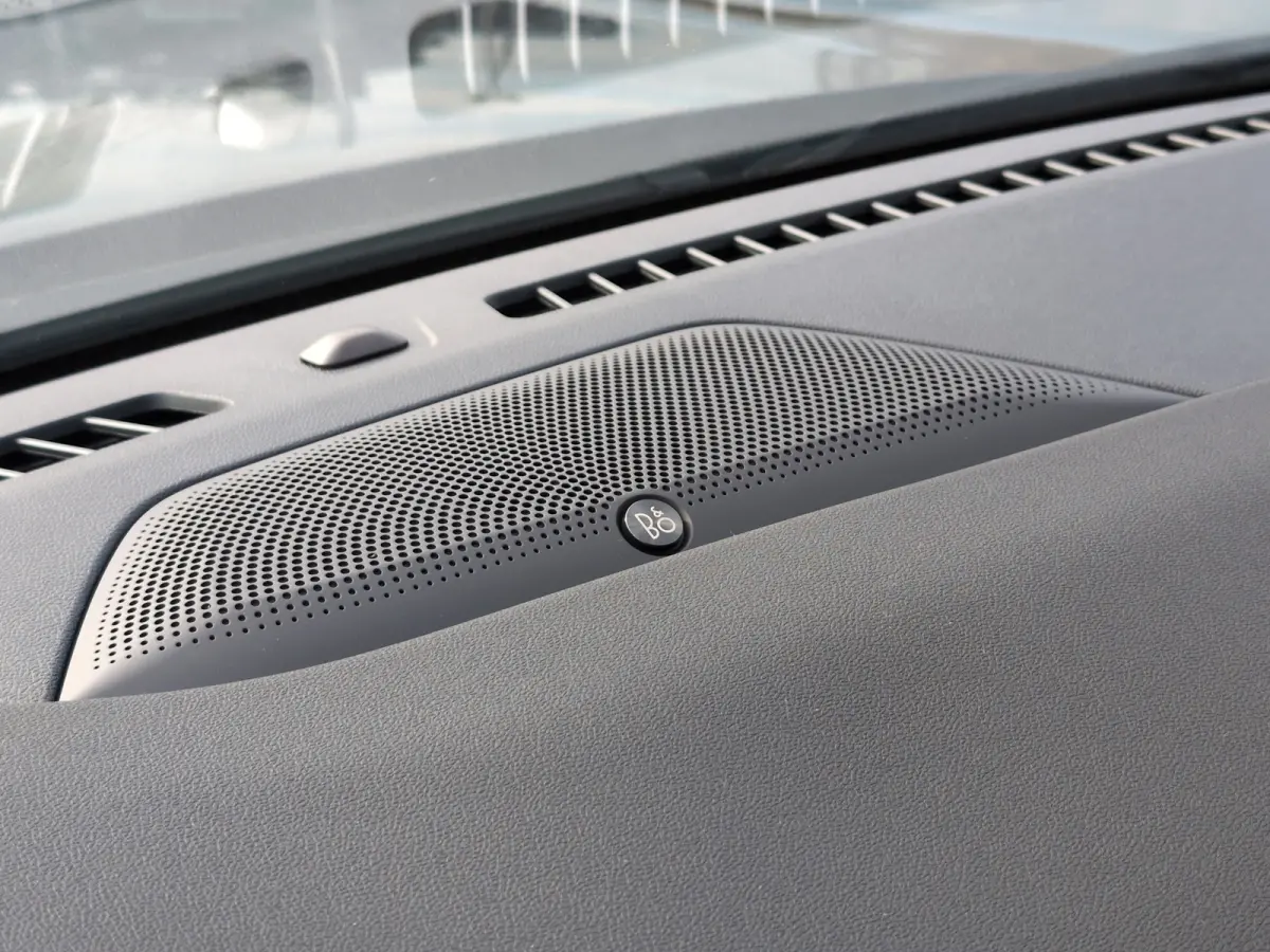 Plug-In Hybrid Active X | TREKHAAK | PANO | PREMIUM AUDIO | MATRIX LED | Matrix-LED-koplamp | Panoramisch zonnedak elektrisch | Sound-systeem Bang & Olufsen Play