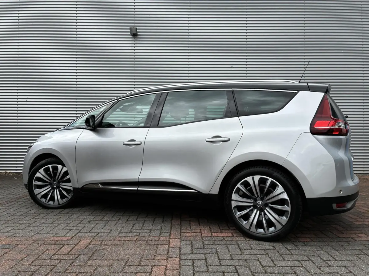 1.2 TCe Intens 7 Persoons CarPlay 2018 vol opties leer massage nw distributieriem eerste eigenaar