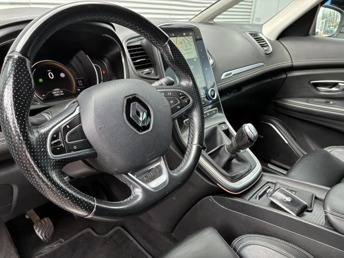 1.2 TCe Intens 7 Persoons CarPlay 2018 vol opties leer massage nw distributieriem eerste eigenaar