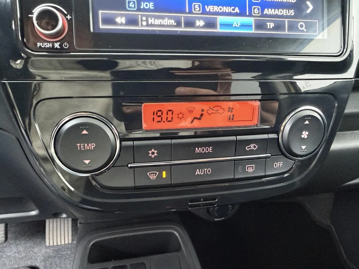 1.2 Dynamic | AUTOMAAT | Parkeercamera | Climate Control |