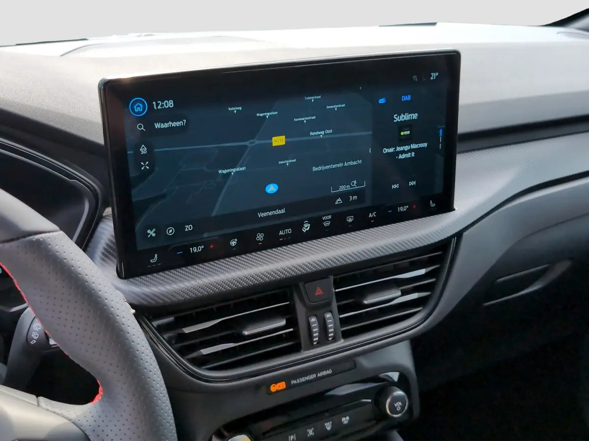 Plug-In Hybrid ST-Line | TREKHAAK | WINTER PAKKET | ADAPTIEVE CRUISE CONTROL | DRAADLOZE CARPLAY | Achteruitrijcamera | Adaptive cruisecontrol (Adaptive Cruise Control) | Stoelverwarming ach