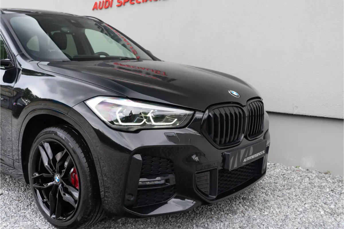 xDrive25e High Executive Edition / M-Sport/ Virtual Cockpit/ Afneembare Trekhaak/ 93kW (126PK)
