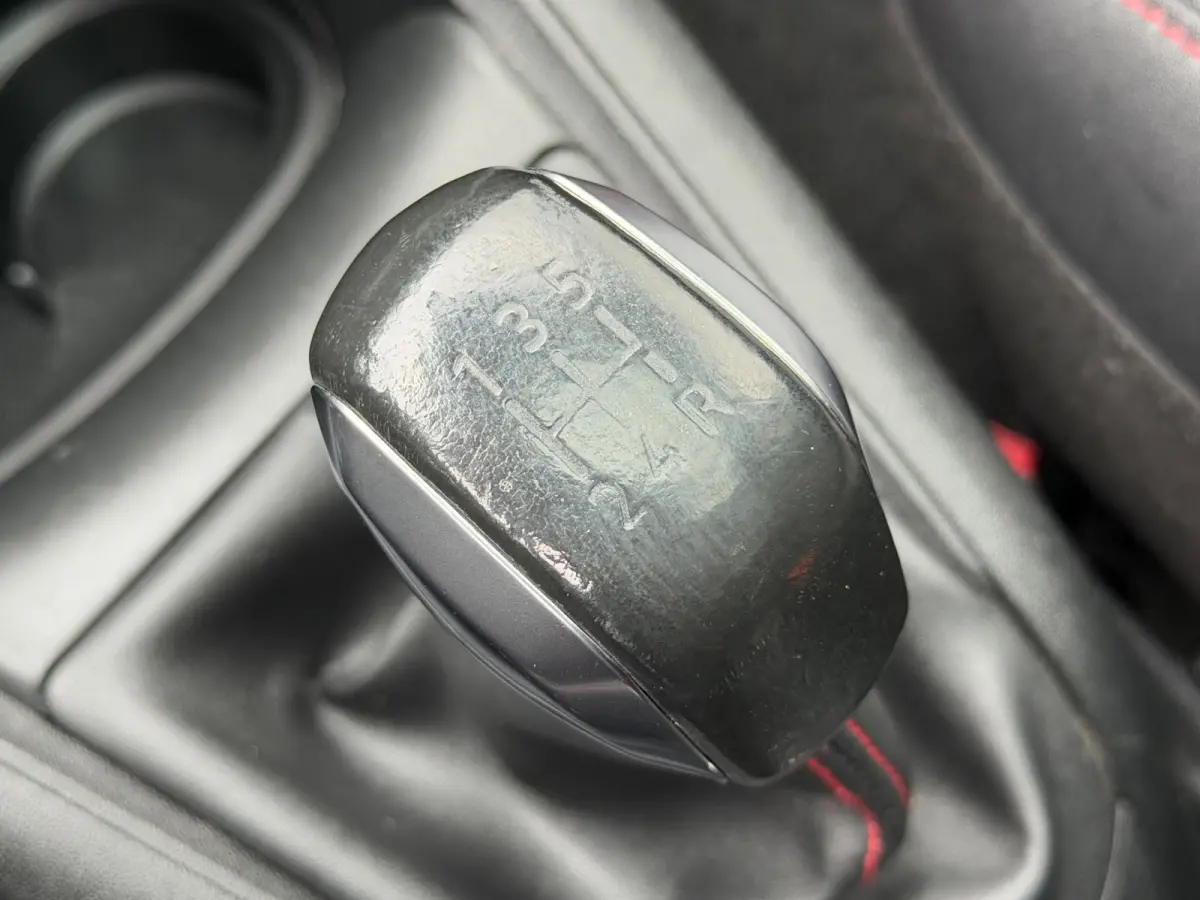 1.2 PureTech GT-line|Distributie VV|Pano|Camera|Navi|Climate|HalfLeder|Cruise|PDC|LMV|Apk tot 01-07-2027|