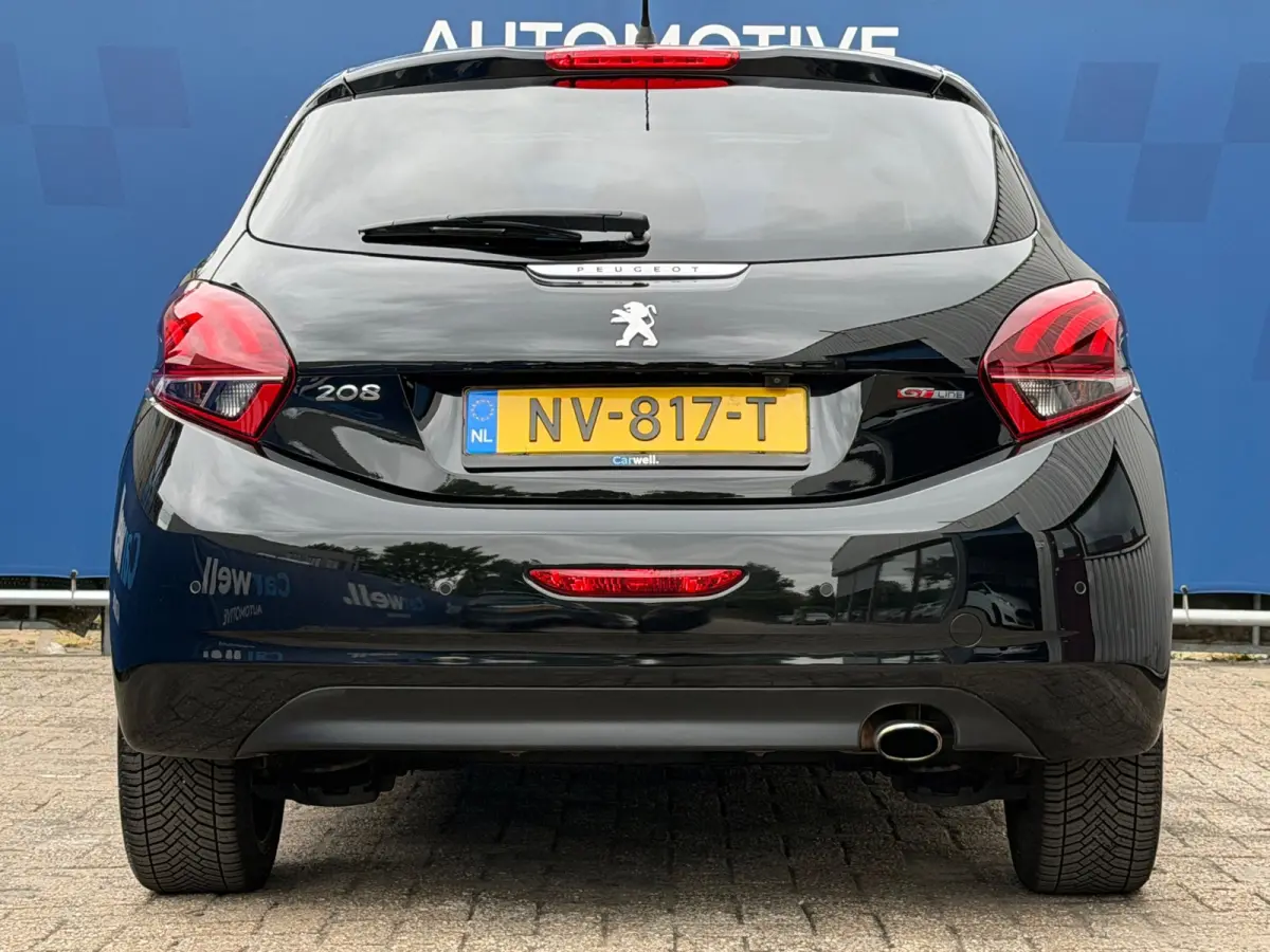 1.2 PureTech GT-line|Distributie VV|Pano|Camera|Navi|Climate|HalfLeder|Cruise|PDC|LMV|Apk tot 01-07-2027|