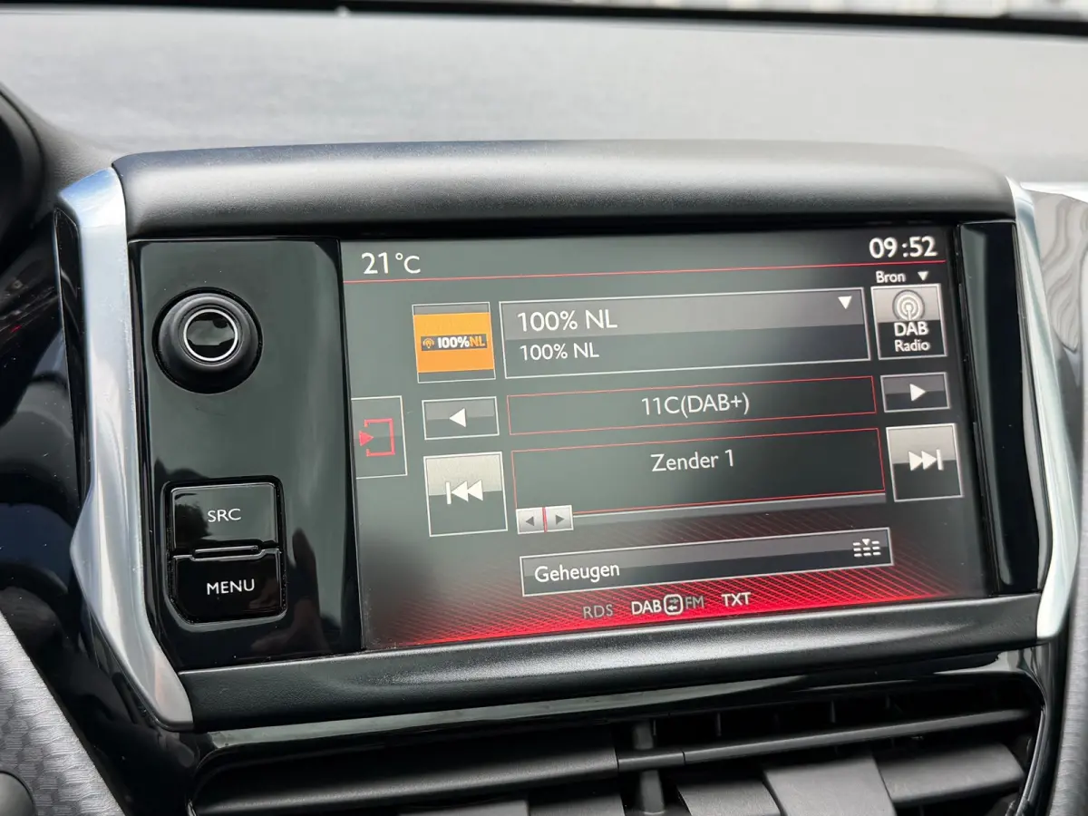 1.2 PureTech GT-line|Distributie VV|Pano|Camera|Navi|Climate|HalfLeder|Cruise|PDC|LMV|Apk tot 01-07-2027|
