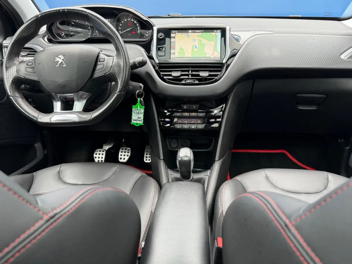 1.2 PureTech GT-line|Distributie VV|Pano|Camera|Navi|Climate|HalfLeder|Cruise|PDC|LMV|Apk tot 01-07-2027|