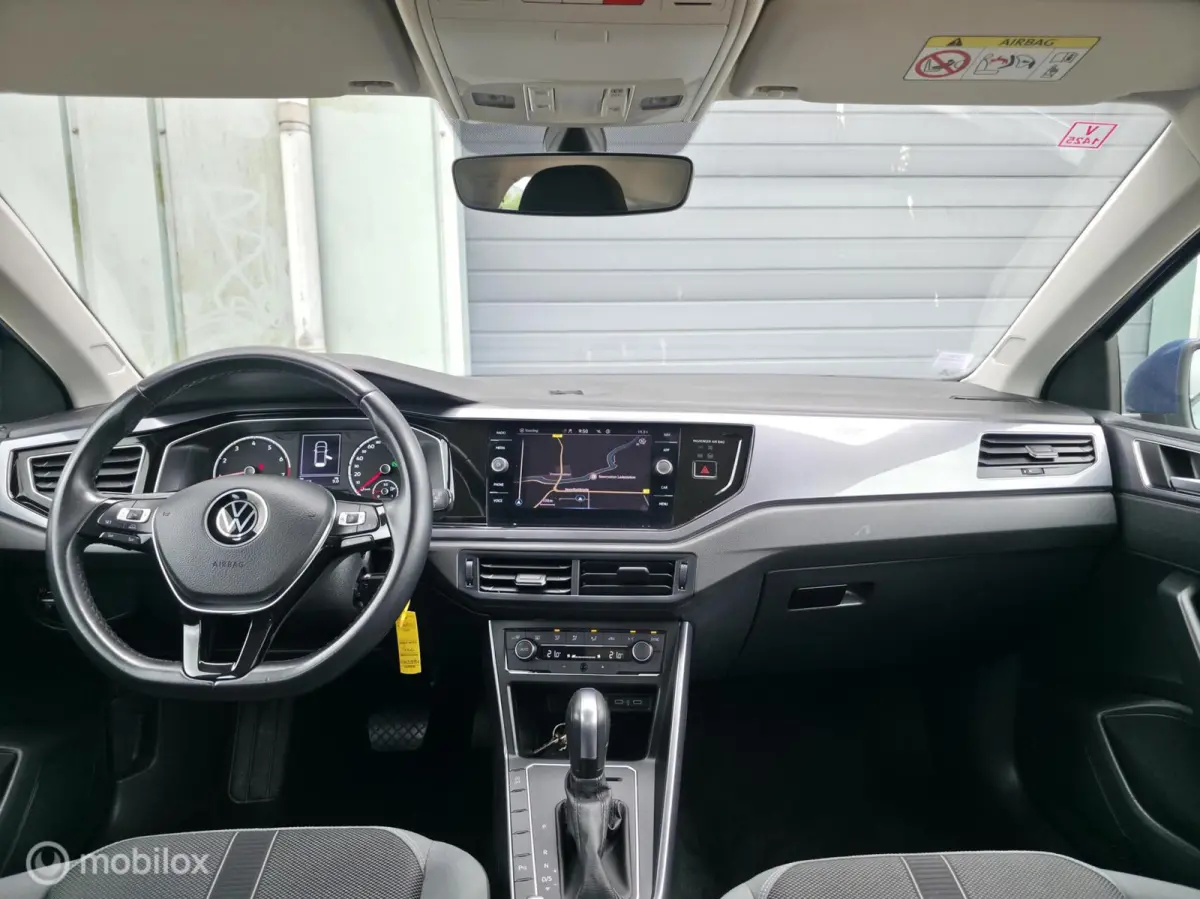 1.0 TSI R-Line / Navi / Camera / Carplay