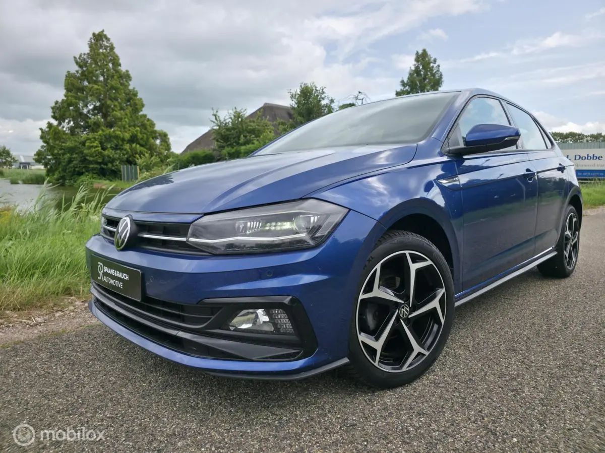 1.0 TSI R-Line / Navi / Camera / Carplay