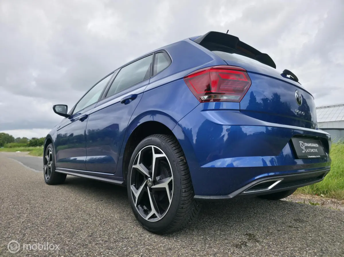 1.0 TSI R-Line / Navi / Camera / Carplay