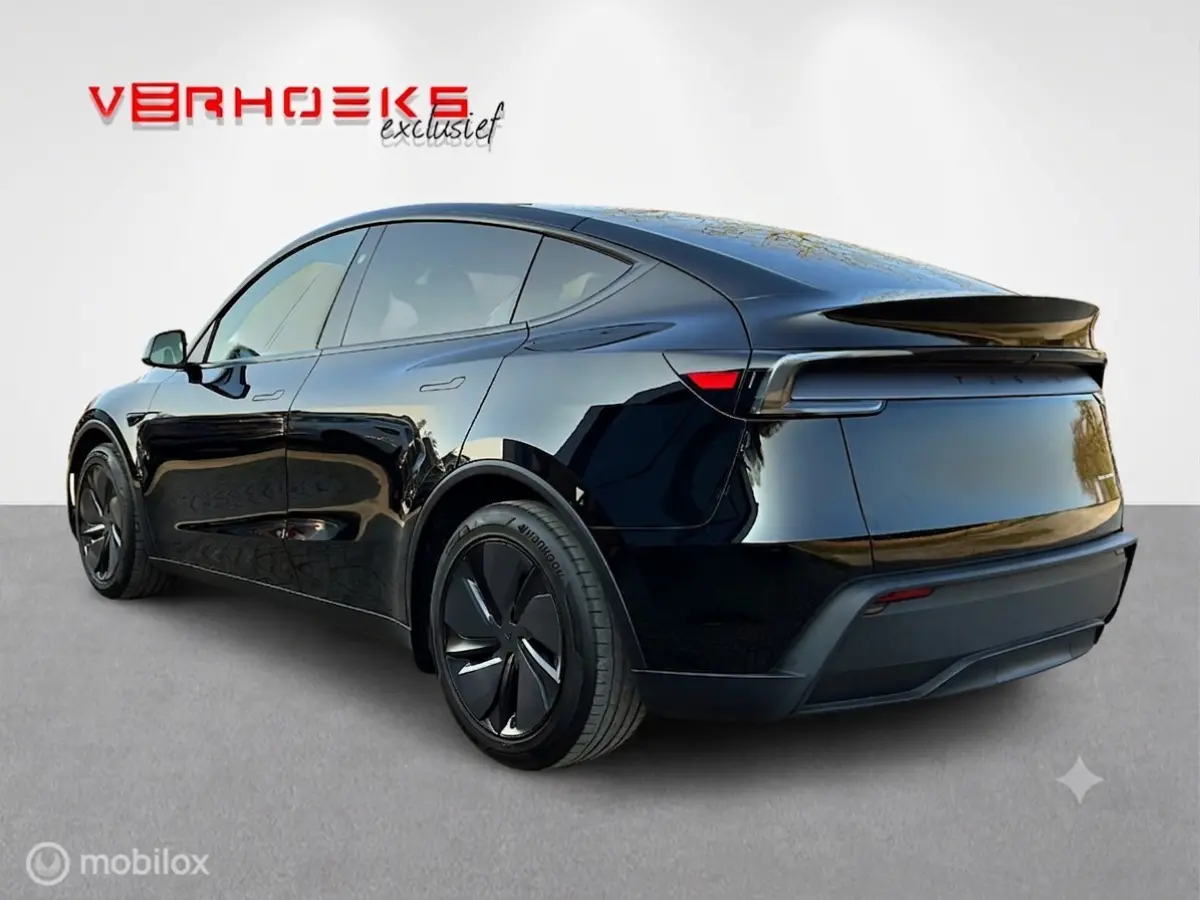 Premium Long Range AWD 78 kWh NIEUW!! 889KM