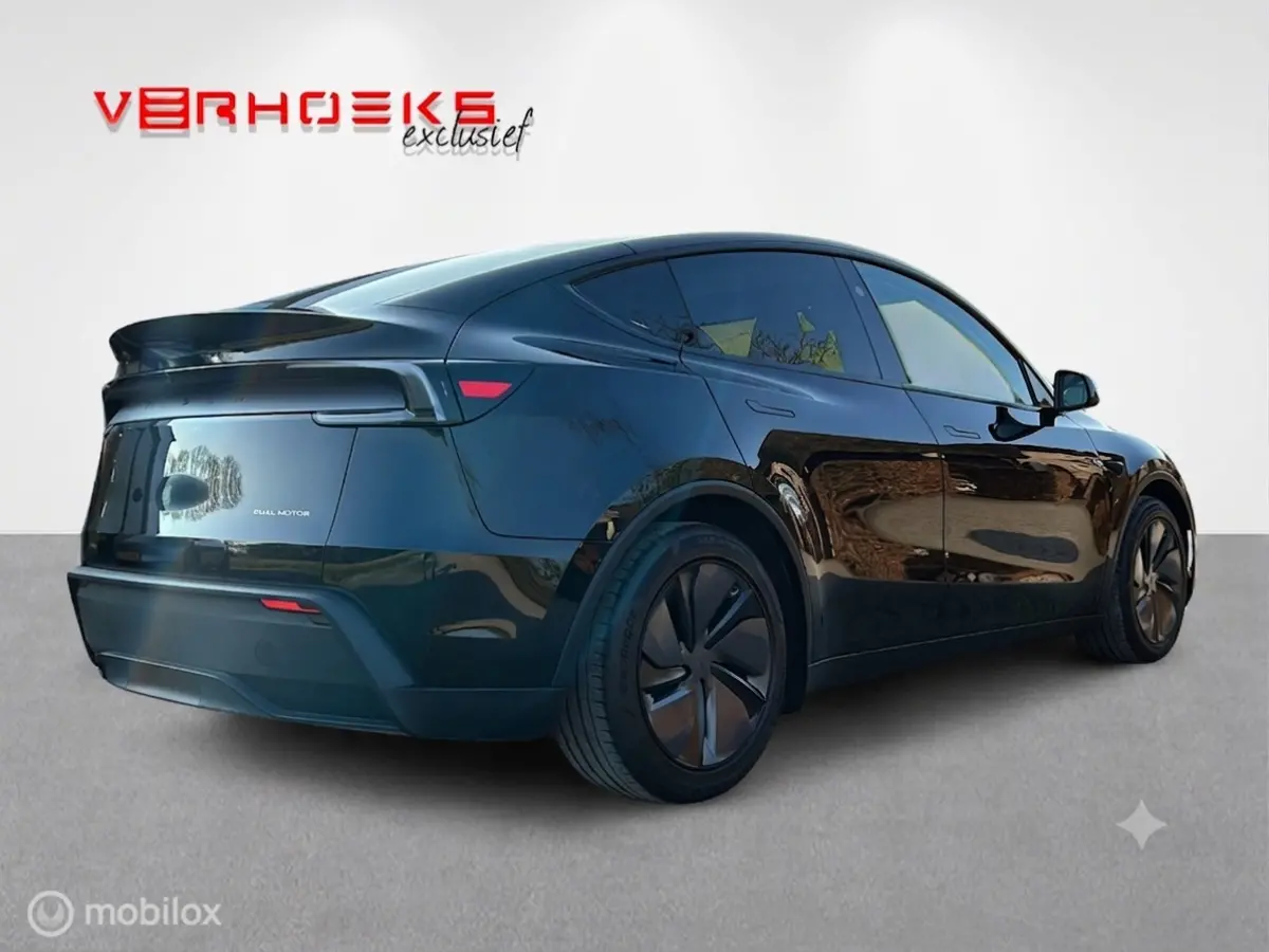 Premium Long Range AWD 78 kWh NIEUW!! 889KM