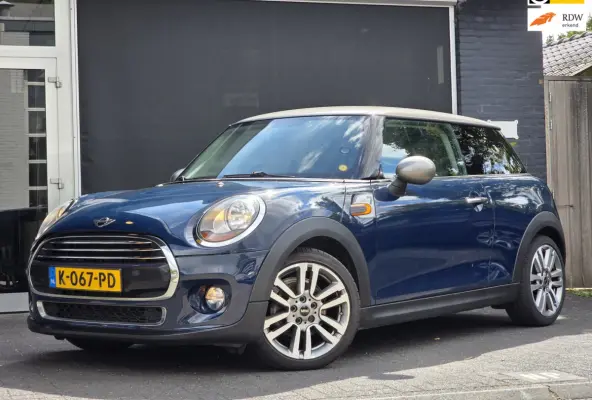 1.5 Cooper Chili / CARPLAY / AIRCO