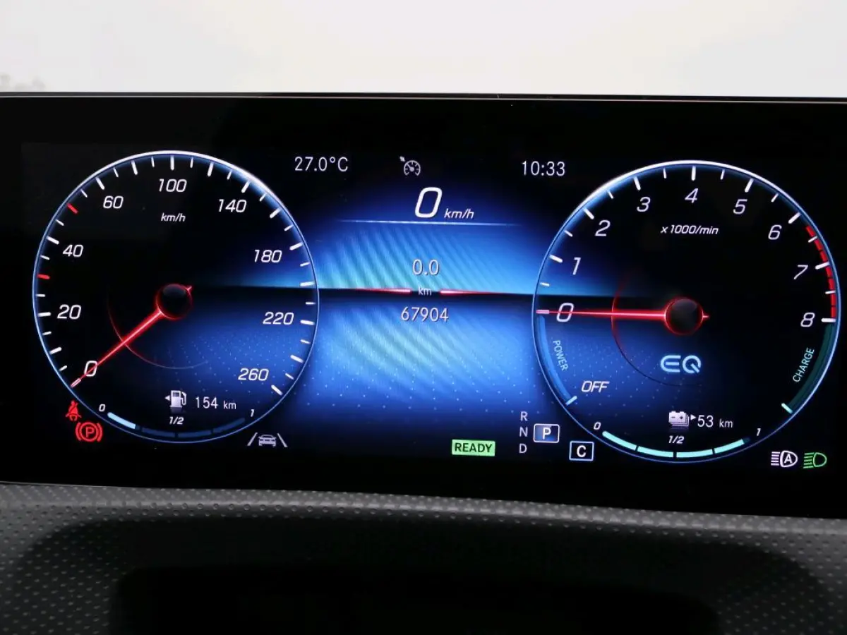 250 e Business Solution AMG-Line / Panaroma-dak / Achteruitrijcamera / Night-Pakket / Multispaaks /